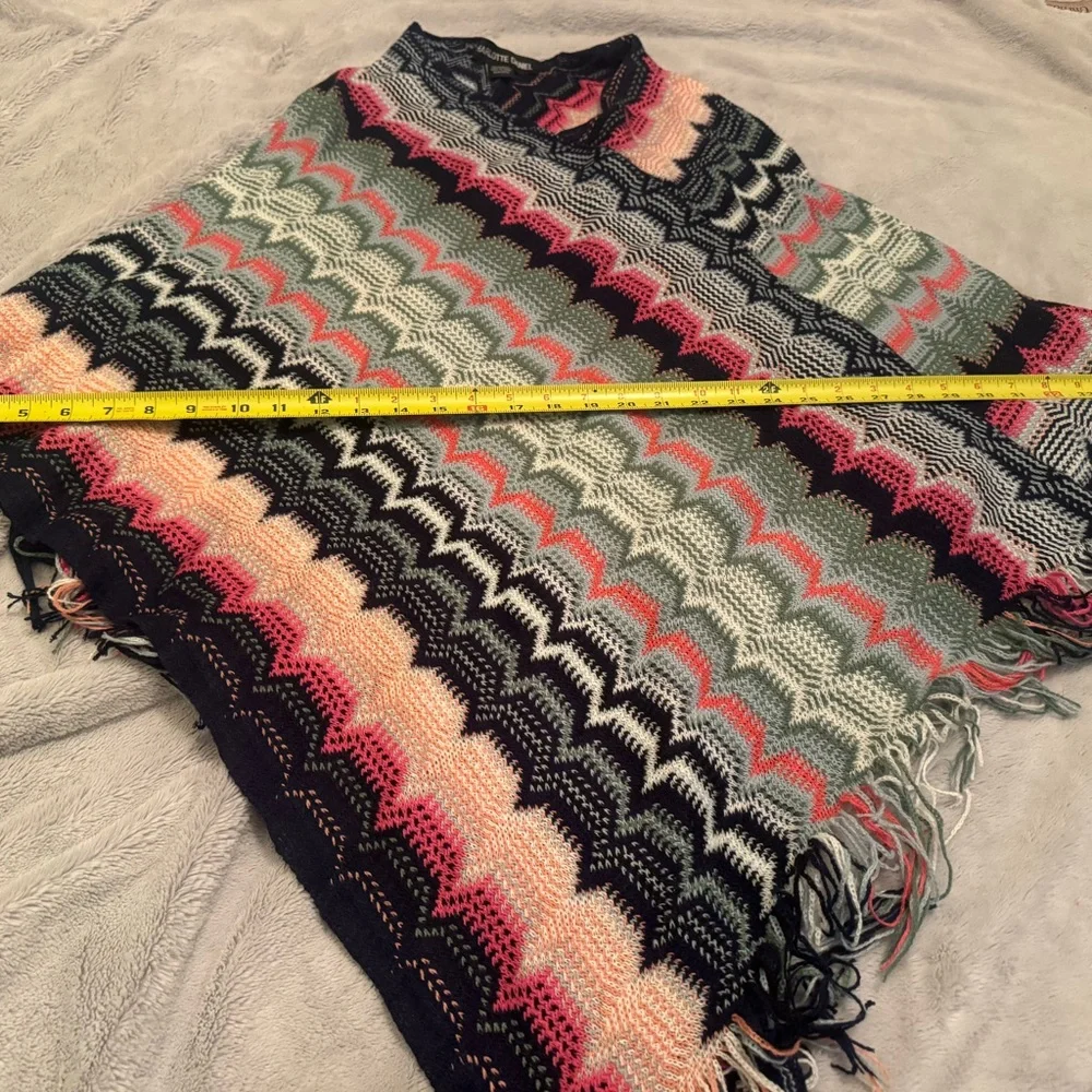 Charlotte Daniel Multicolor‎ Chevron Patterned Poncho